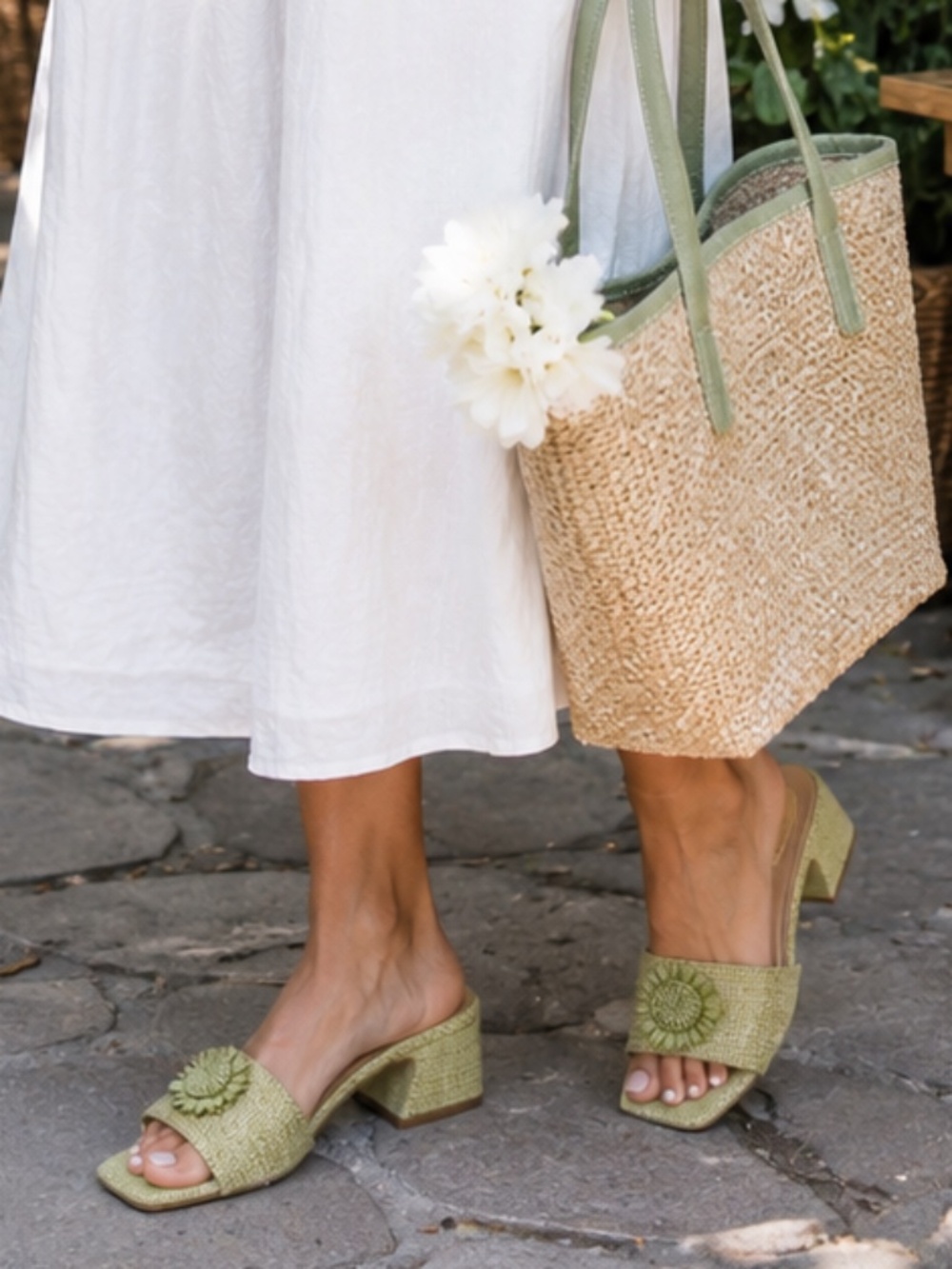 Bandolino Raffia Floral Block Heel Slide Sandals Sage Green Summer Mules Size 9